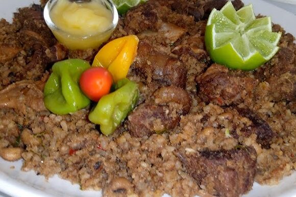 Mbaxal Saloum : riz traditionnel à la pâte d’arachide